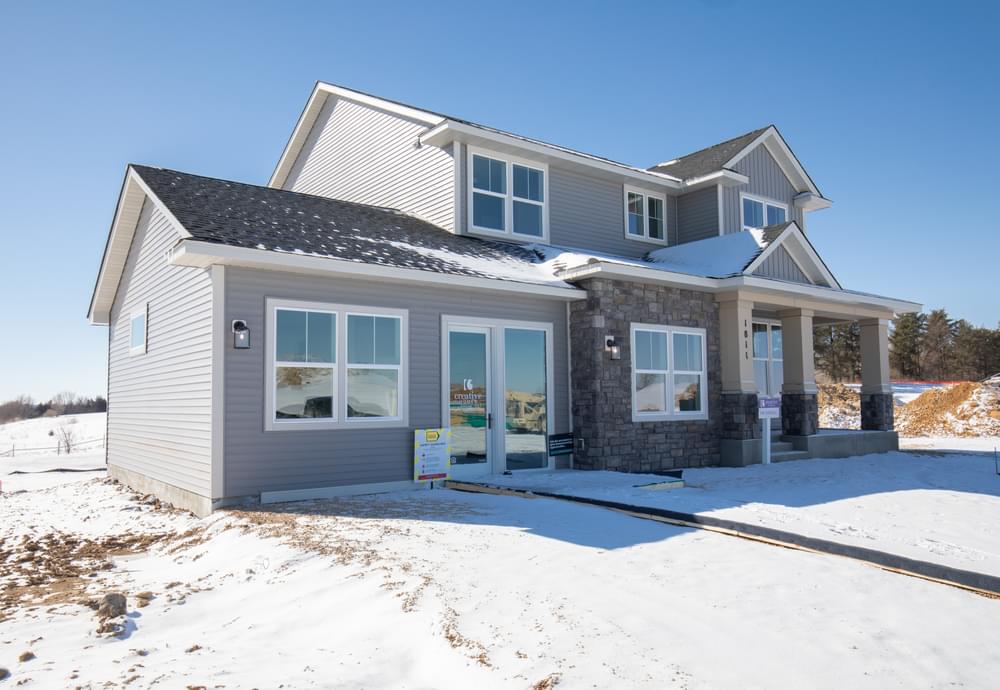3,352sf New Home in Hastings, MN