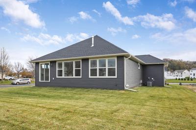 2,975sf New Home in River Falls, WI