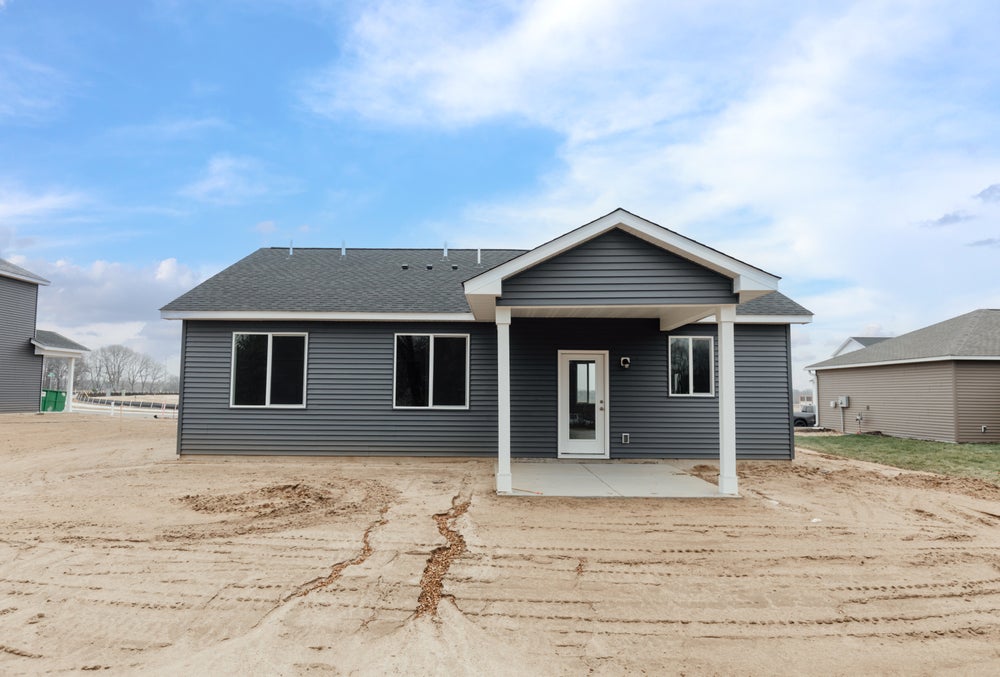 1,305sf New Home in Ramsey, MN