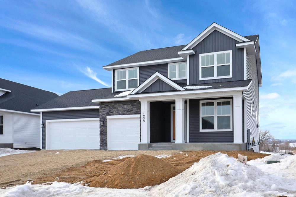3,356sf New Home in Hastings, MN