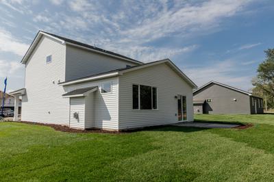1,533sf New Home in River Falls, WI