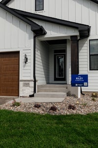 3,302sf New Home in Hugo, MN